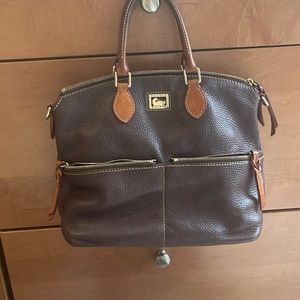 Dooney and Bourke genuine leather vintage hand bag dark brown lightly loved